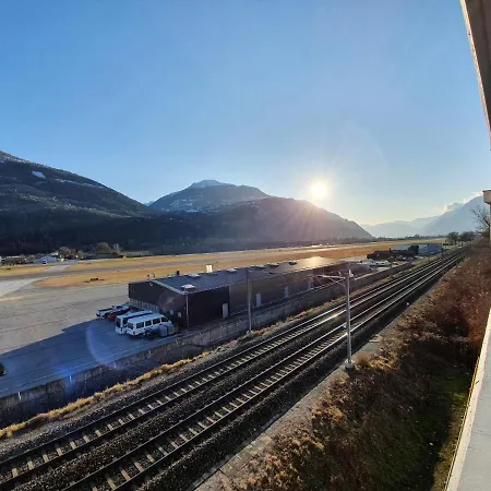 The Blackbird Apartment *